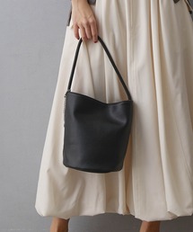 NICOLE white | ワンハンドルバッグ(ハンドバッグ)