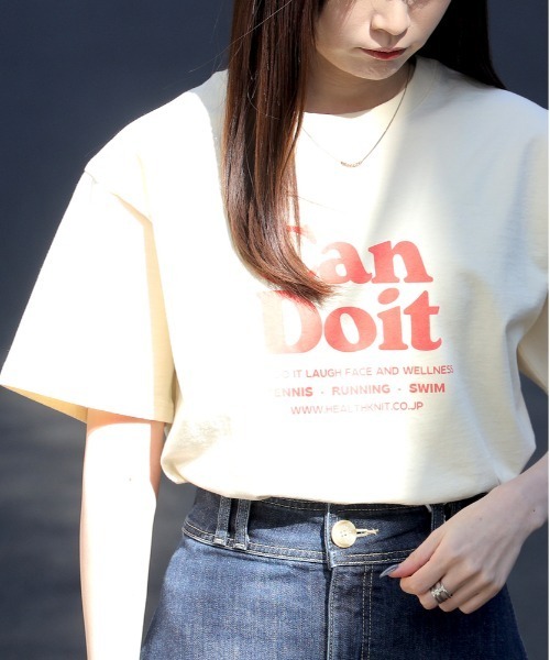 Right-on(ライトオン)の「【Healthknit】プリントTシャツ(Tシャツ/カットソー・レディース・ダークグレー/オフホワイト/キナリ・M/L)」の1枚目の写真