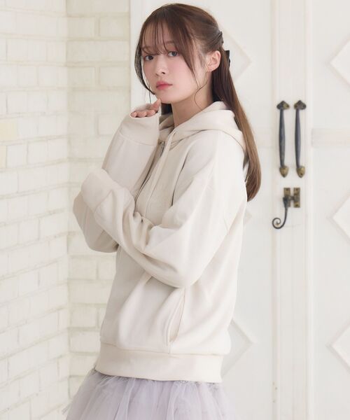 ems excite(エムズエキサイト)の「裏毛BIGパーカー(Tシャツ/カットソー・レディース・チャコールグレー/ダークグレー/ナチュラル・FREE)」の13枚目の写真