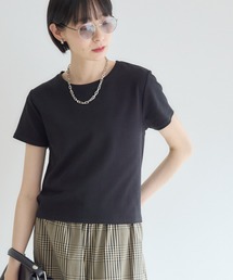 cloche 肉感を拾わないコンパクトTee