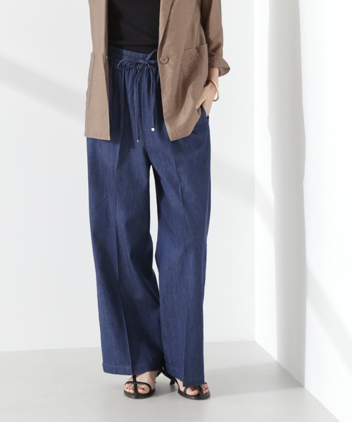 NANO universe（ナノユニバース）の「ライトデニムドロストセンタープレスパンツ(セットアップ可)（デニムパンツ・レディース・ネイビー/ブラック/ブルー・FREE）」の2枚目の写真