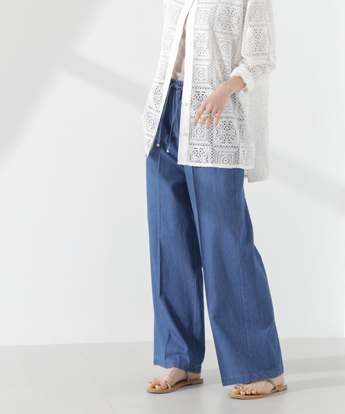 NANO universe（ナノユニバース）の「ライトデニムドロストセンタープレスパンツ(セットアップ可)（デニムパンツ・レディース・ネイビー/ブラック/ブルー・FREE）」の3枚目の写真