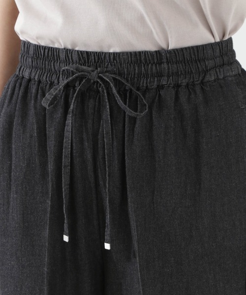 NANO universe（ナノユニバース）の「ライトデニムドロストセンタープレスパンツ(セットアップ可)（デニムパンツ・レディース・ネイビー/ブラック/ブルー・FREE）」の6枚目の写真