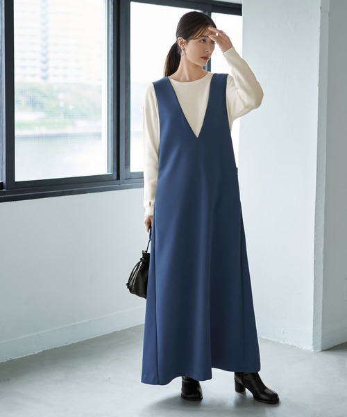 STYLE DELI(スタイルデリ)の「【LUXE】AラインフロントVジャンパースカート(ワンピース・レディース・ブルー/ブラック・1/2)」の11枚目の写真