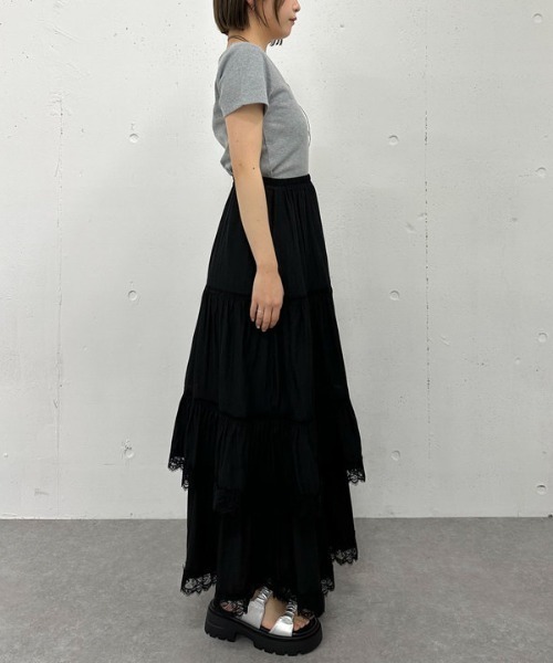 archives（アルシーヴ）の「レーストリミングティアードスカート（スカート・レディース・オフホワイト/ブラック・MEDIUM）」の20枚目の写真