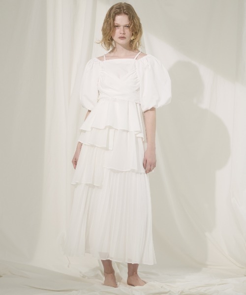 AND COUTURE(アンドクチュール)の「バックリボンペプラムブラウス(シャツ/ブラウス・レディース・ブラック/オフホワイト・FREE)」の11枚目の写真