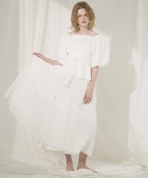 AND COUTURE(アンドクチュール)の「バックリボンペプラムブラウス(シャツ/ブラウス・レディース・ブラック/オフホワイト・FREE)」の12枚目の写真