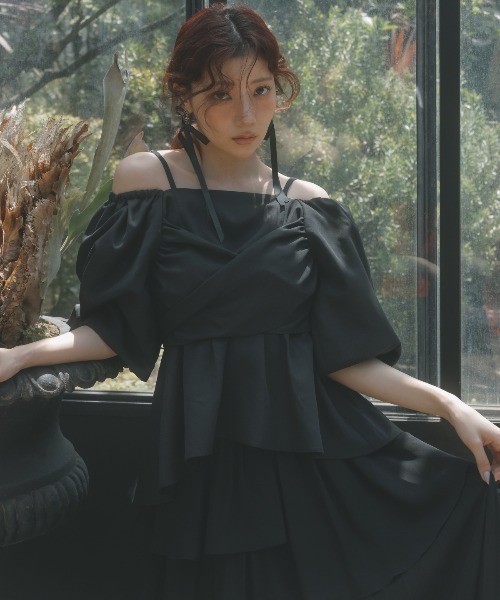 AND COUTURE(アンドクチュール)の「バックリボンペプラムブラウス(シャツ/ブラウス・レディース・ブラック/オフホワイト・FREE)」の14枚目の写真