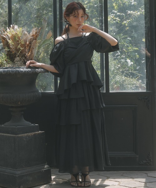 AND COUTURE(アンドクチュール)の「バックリボンペプラムブラウス(シャツ/ブラウス・レディース・ブラック/オフホワイト・FREE)」の16枚目の写真