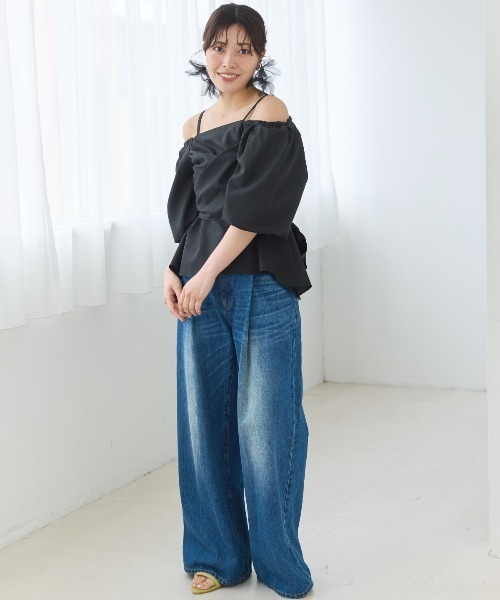 AND COUTURE(アンドクチュール)の「バックリボンペプラムブラウス(シャツ/ブラウス・レディース・ブラック/オフホワイト・FREE)」の6枚目の写真