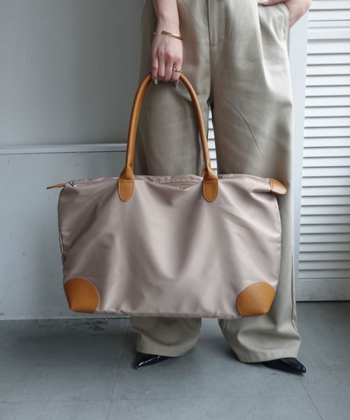 unnu（ユヌ）の「ナイロンラージボストン トラベルバッグ（ボストンバッグ・レディース・ブラック/ブラウン/ネイビー/ベージュ・F）」の7枚目の写真