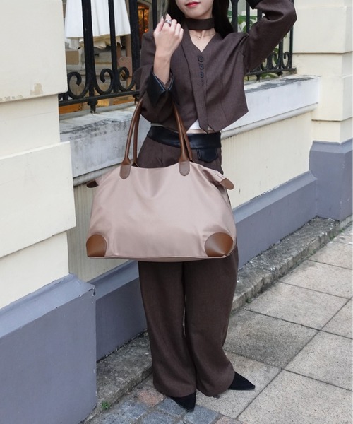 unnu（ユヌ）の「ナイロンラージボストン トラベルバッグ（ボストンバッグ・レディース・ブラック/ブラウン/ネイビー/ベージュ・F）」の22枚目の写真