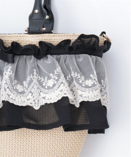axes femme（アクシーズファム）の「レースフリルかごトート