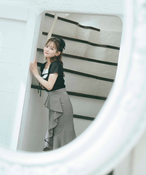 TITTY&CO.（ティティーアンドコー）の「フロントフリルリボントップス（Tシャツ/カットソー・レディース・グレー/ブラック・FREE）」の22枚目の写真