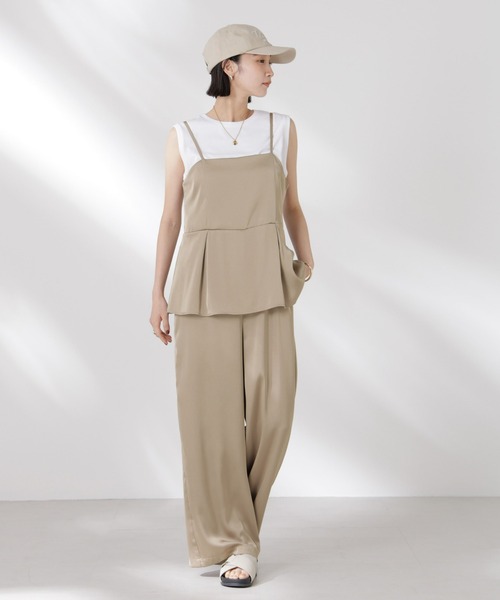 NANO universe(ナノユニバース)の「ペムラムディティールサテンキャミソールオールインワン(つなぎ/オールインワン・レディース・ベージュ/ブラウン/ブラック・FREE)」の5枚目の写真