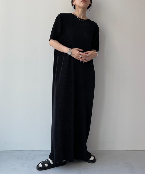 プリーツプリーツ 半袖ワンピース wee9s（ウィークス）の「daily daily super stretch crew neck