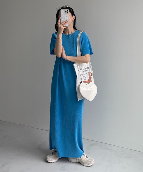 セルフカット可能】daily daily super stretch crew neck pleats one