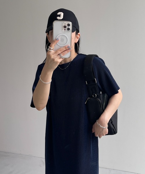 wee9s（ウィークス）の「【セルフカット可能】daily daily super stretch crew neck pleats one piece / デイリーデイリースーパーストレッチクルーネックプリーツワンピース[半袖]（ワンピース・レディース・ブラック/ネイビー/ブルー/チェリーレッド/アッシュグレー/ライトブルー/アイボリー・FREE/LONG）」の17枚目の写真