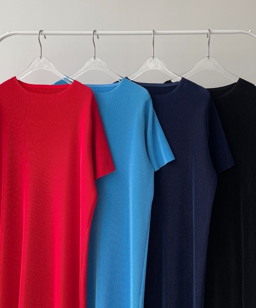wee9s（ウィークス）の「【セルフカット可能】daily daily super stretch crew neck pleats one piece / デイリーデイリースーパーストレッチクルーネックプリーツワンピース[半袖]（ワンピース・レディース・ブラック/ネイビー/ブルー/チェリーレッド/アッシュグレー/ライトブルー/アイボリー・FREE/LONG）」の15枚目の写真