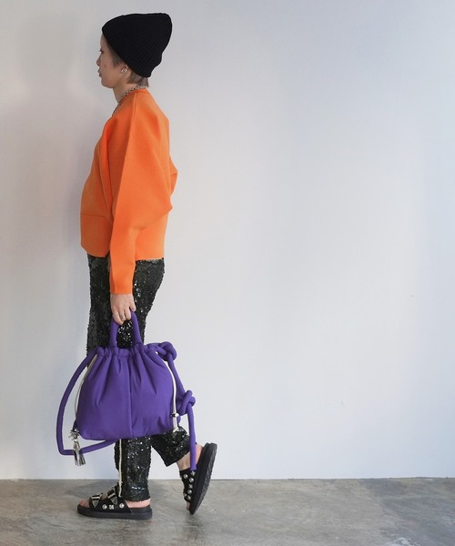 Magine（マージン）の「cheek チーク puff kinchaku 2WAY tote パフ巾着2WAYショルダーバッグ（ショルダーバッグ・レディース・ブラック/グレー/パープル/イエロー・FREE）」の7枚目の写真