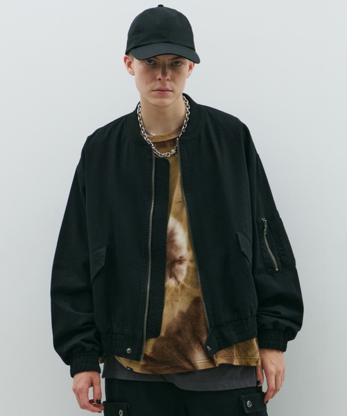 AFF AIVER(エイエフエフアイバー)の「AFF AIVER バイオウォッシュフライトジャケット(MA-1・メンズ・ブラック/カーキ/ダークグレー/ライトグレー・SMALL/MEDIUM/LARGE)」の2枚目の写真