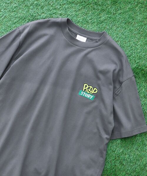 CRAFT STANDARD BOUTIQUE（クラフトスタンダードブティック）の「【P・O・P・S】のTシャツ～其の6 ユニセックス（Tシャツ/カットソー・レディース・オフホワイト/チャコールグレー・S/M/L）」の4枚目の写真