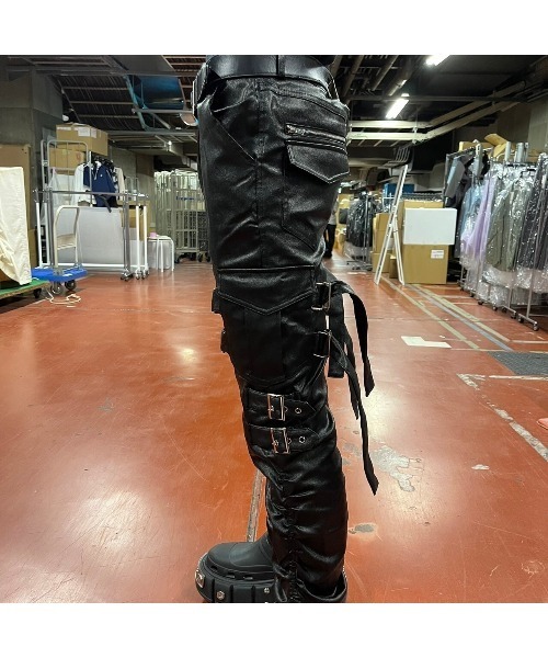 PSYNYXX(プシュニクス)の「コーティングベルトカーゴパンツ(カーゴパンツ・メンズ・ブラック・FREE)」の6枚目の写真