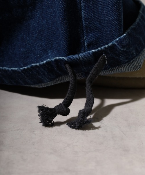 RE730(アールイーセブンサーティー)の「デストロイデニムパンツ(デニムパンツ・メンズ・ブルー/ブラック・M/L)」の16枚目の写真