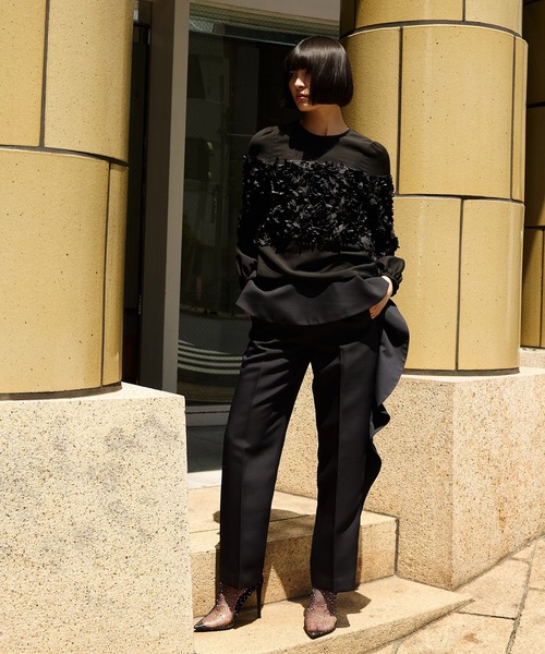 Ranerrh（ラネリ）の「ダブルクロスフリルパンツ【喪服・礼服】【入卒式・結婚式】【セットアップ展開有】【オフィス/ビジネス/デイリーにも使える】【秋冬用】（スーツパンツ・レディース・ブラック・38/40）」の15枚目の写真