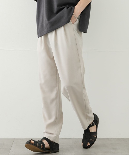 SENSE OF PLACE by URBAN RESEARCH（センスオブプレイスバイアーバンリサーチ）の「『セットアップ対応』『速乾』クイックドライタックテーパードパンツII（その他パンツ・メンズ・ライトベージュ/ブラック/ブルー/カーキ・SMALL/MEDIUM/LARGE）」の7枚目の写真