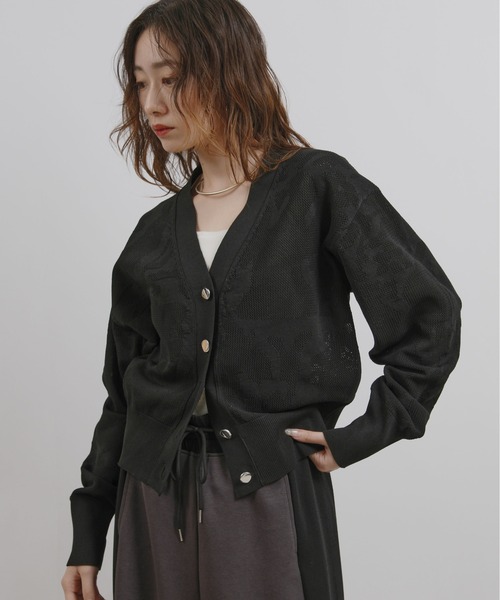 palm RICHE(ポームリシュ)の「ジャガード編みニットカーディガン(カーディガン/ボレロ・レディース・レッド/ブラック/グレイッシュベージュ・M)」の14枚目の写真