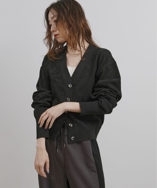 palm RICHE(ポームリシュ)の「ジャガード編みニットカーディガン(カーディガン/ボレロ・レディース・レッド/ブラック/グレイッシュベージュ・M)」の16枚目の写真