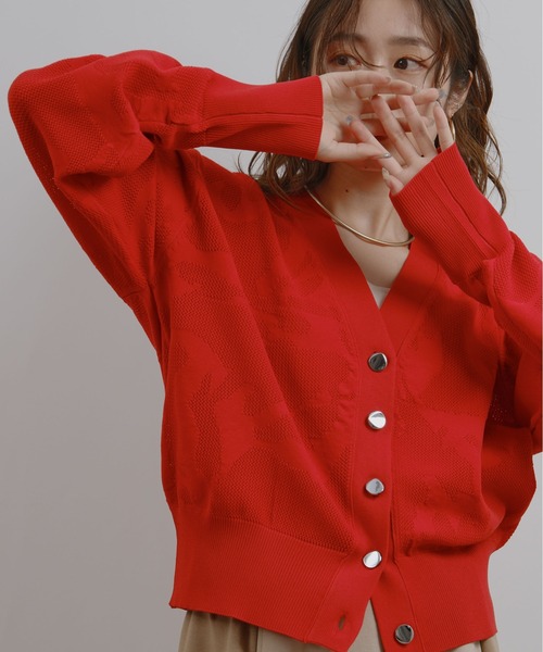 palm RICHE(ポームリシュ)の「ジャガード編みニットカーディガン(カーディガン/ボレロ・レディース・レッド/ブラック/グレイッシュベージュ・M)」の9枚目の写真