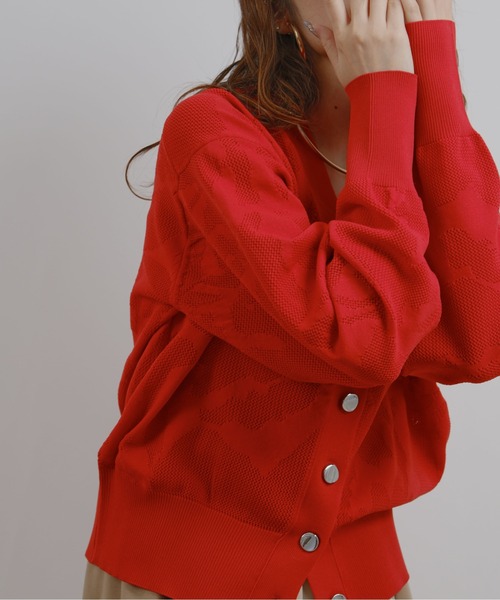 palm RICHE(ポームリシュ)の「ジャガード編みニットカーディガン(カーディガン/ボレロ・レディース・レッド/ブラック/グレイッシュベージュ・M)」の5枚目の写真