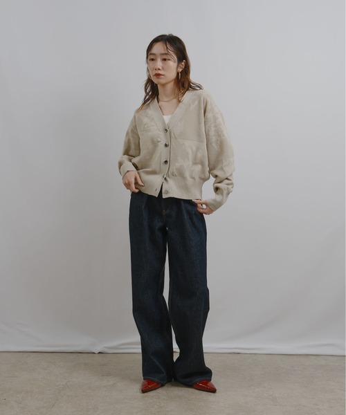 palm RICHE(ポームリシュ)の「ジャガード編みニットカーディガン(カーディガン/ボレロ・レディース・レッド/ブラック/グレイッシュベージュ・M)」の19枚目の写真