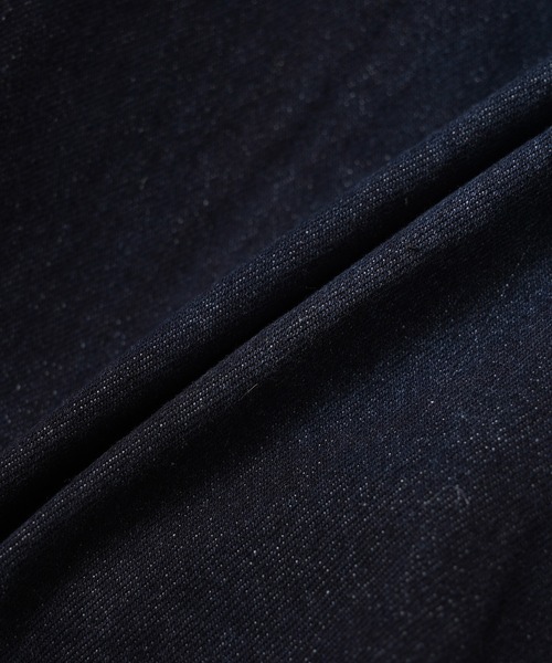 1111clothing（ワンフォークロージング）の「ワンウォッシュ バレルレッグ デニム ジーンズ / One-washed Barrel Leg Denim Jeans（デニムパンツ・メンズ・ネイビー・S/M/L/XL）」の22枚目の写真