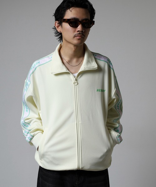 NERDY(ノルディ)の「チェッカーボードテープトラックトップ(ジャージ・レディース・イエロー/ブラック・M/S/L)」の9枚目の写真