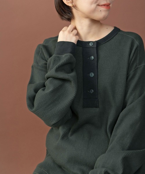 PAR ICI（パーリッシィ）の「スウェーデン軍 針抜きフライス ヘンリーネックプルオーバー（Tシャツ/カットソー・レディース・チャコールグレー/アイボリー・FREE）」の14枚目の写真