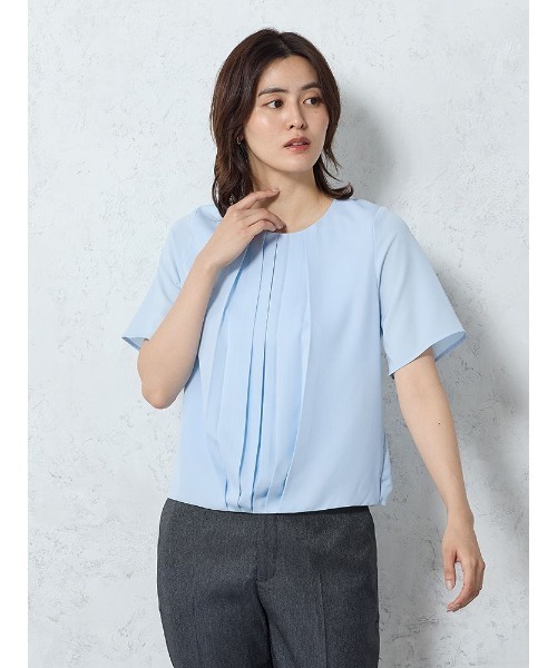 Perfect Suit FActory(パーフェクトスーツファクトリー)の「すそバルーン タックブラウス オフホワイト/サックス/ベージュ(Tシャツ/カットソー・レディース・ベージュ/オフホワイト/サックスブルー・M/L/S)」の3枚目の写真