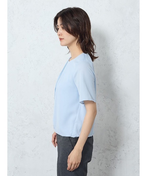 Perfect Suit FActory(パーフェクトスーツファクトリー)の「すそバルーン タックブラウス オフホワイト/サックス/ベージュ(Tシャツ/カットソー・レディース・ベージュ/オフホワイト/サックスブルー・M/L/S)」の10枚目の写真