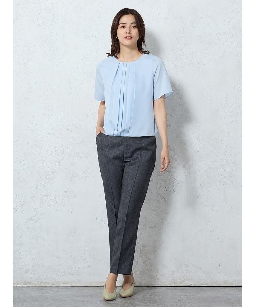 Perfect Suit FActory(パーフェクトスーツファクトリー)の「すそバルーン タックブラウス オフホワイト/サックス/ベージュ(Tシャツ/カットソー・レディース・ベージュ/オフホワイト/サックスブルー・M/L/S)」の16枚目の写真