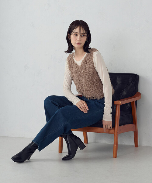 COMME CA ISM（コムサイズム）の「【セットアイテム】フリンジベスト＋シアーインナー（ベスト・レディース・ブラック/グレー/ブラウン・FREE）」の12枚目の写真