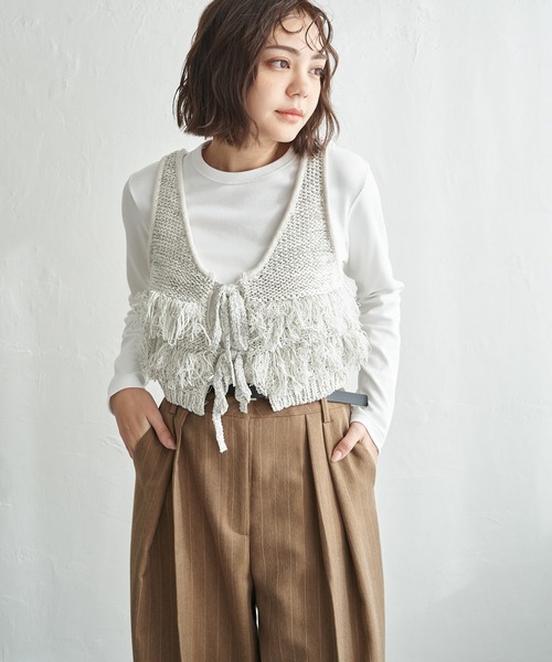notch.(ノッチ)の「【notch. by yui】ニットフリンジビスチェ(ベスト・レディース・ライトグレー/ブラック/ブルー・M)」の3枚目の写真