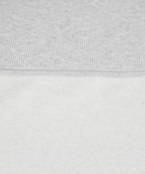 RVCA(ルーカ)の「RVCA/ルーカ スウェット バックプリントトレーナー BF044-P01(スウェット・レディース・ホワイト/ブラック/グレー・S/M)」の11枚目の写真