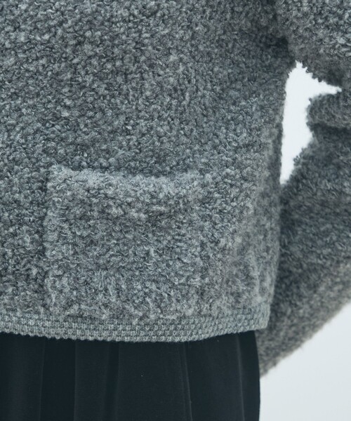 MACPHEE（マカフィー）の「ムートン ショートジャケット（カーディガン/ボレロ・レディース・チャコールグレー/ホワイト/ネイビー・S）」の8枚目の写真