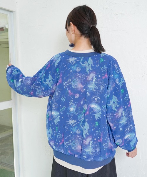 ScoLar（スカラー）の「153629：星座柄×無地リバーシブルカーディガン（Tシャツ/カットソー・レディース・ネイビー/ブラック・M）」の5枚目の写真