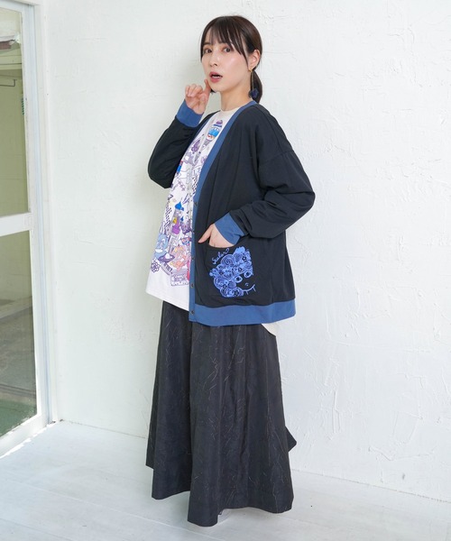 ScoLar（スカラー）の「153629：星座柄×無地リバーシブルカーディガン（Tシャツ/カットソー・レディース・ネイビー/ブラック・M）」の8枚目の写真