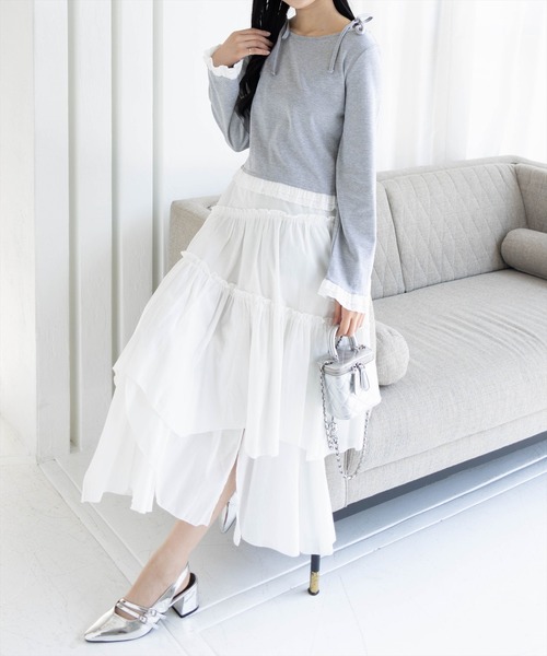 clear（クリア）の「裾袖コットンフリルカットソー［韓国ファッション カジュアル ガーリー］（Tシャツ/カットソー・レディース・グレー/ブラック/オフホワイト・F）」の5枚目の写真