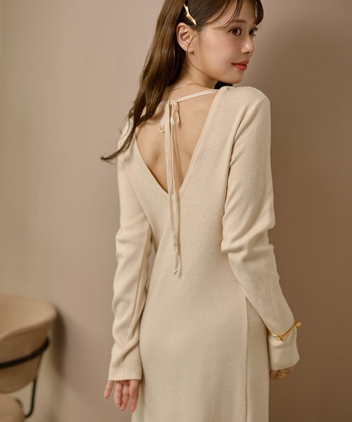 LAULEN（ローレン）の「back open ribbon knit one piece /バックオープンリボンロングニットワンピース（ワンピース・レディース・ブラウン/グレー/アイボリー/ブラック・FREE）」の10枚目の写真