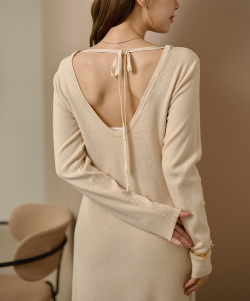 LAULEN（ローレン）の「back open ribbon knit one piece /バックオープンリボンロングニットワンピース（ワンピース・レディース・ブラウン/グレー/アイボリー/ブラック・FREE）」の11枚目の写真